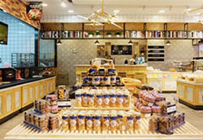 合肥蛋糕店裝修要巧用收銀臺陳列，招財又招福