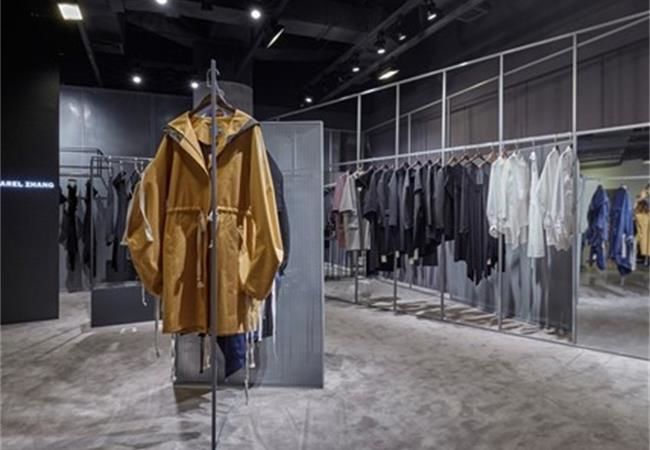 針對不同受眾群體，合肥服裝店的裝修設(shè)計(jì)亦不同