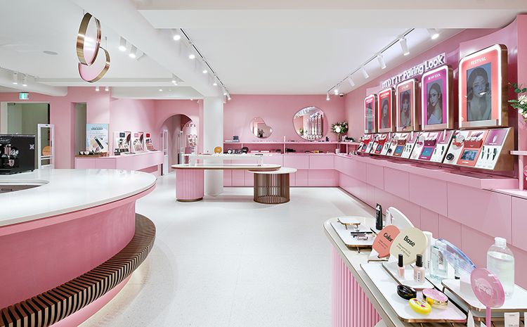 合肥化妝品店裝修怎樣才能使店面形象有特色呢？